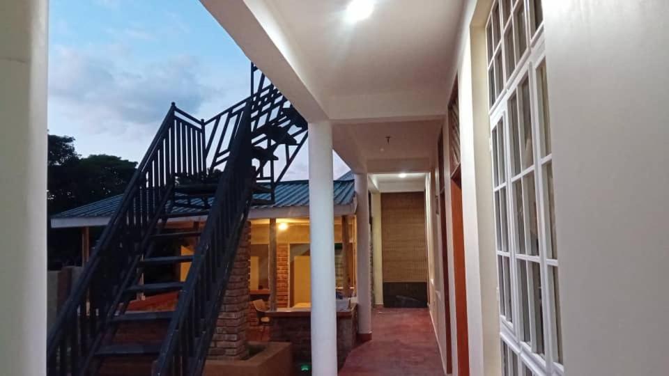 Seven Seven B&B Аруша Экстерьер фото